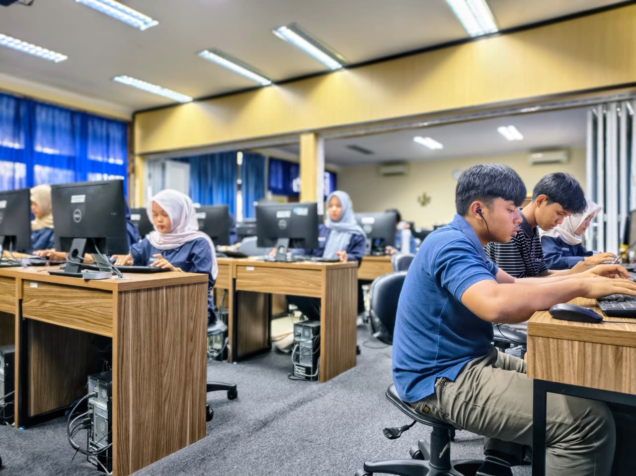 Labor Studio Agribisnis dan Komunikasi